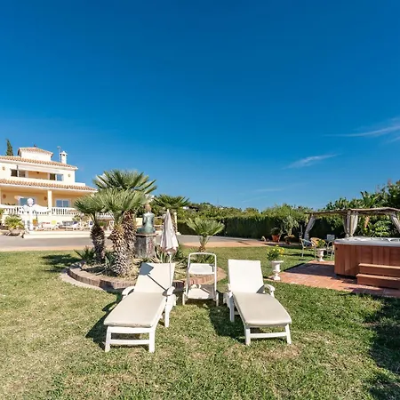 Spacious With Pool, Jacuzzi And Zen Garden - Only 5min To Town Gasthuis Estepona