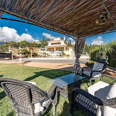 Spacious With Pool, Jacuzzi And Zen Garden - Only 5min To Town Estepona