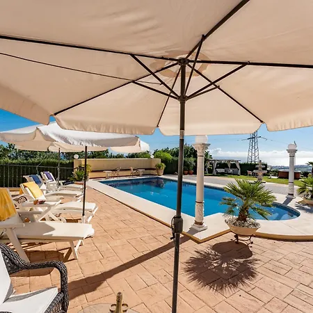 Spacious With Pool, Jacuzzi And Zen Garden - Only 5min To Town * Estepona