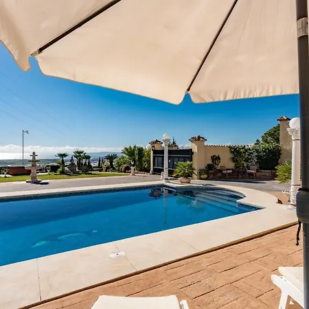 Spacious With Pool, Jacuzzi And Zen Garden - Only 5min To Town Estepona