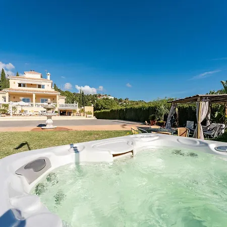 Spacious With Pool, Jacuzzi And Zen Garden - Only 5min To Town Konukevi Estepona